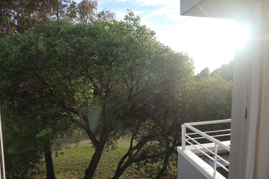 To Let 2 Bedroom Property for Rent in Gardens Western Cape